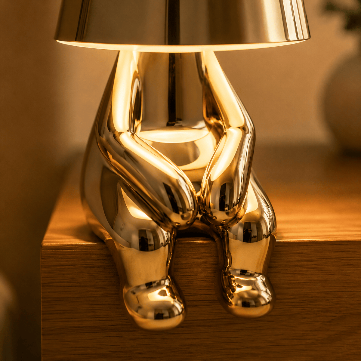 Rise-Light LED Figuren Tischlampe, Kabellos, Touch dimmbar, Modernes Design