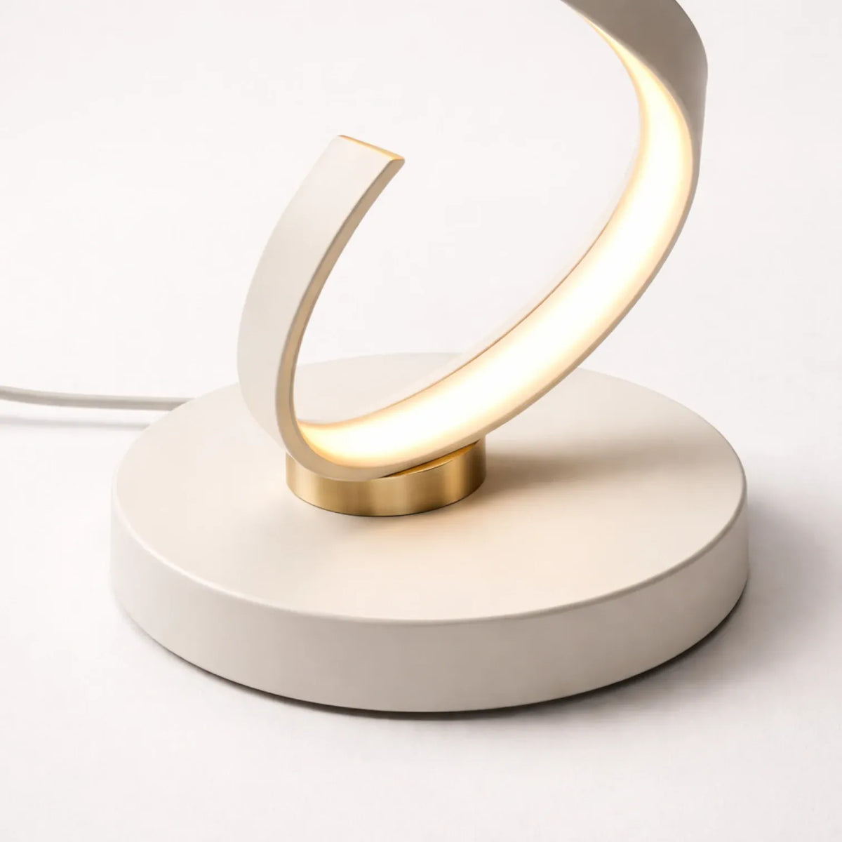 Rise-Light Stehlampe modern wohnzimmer