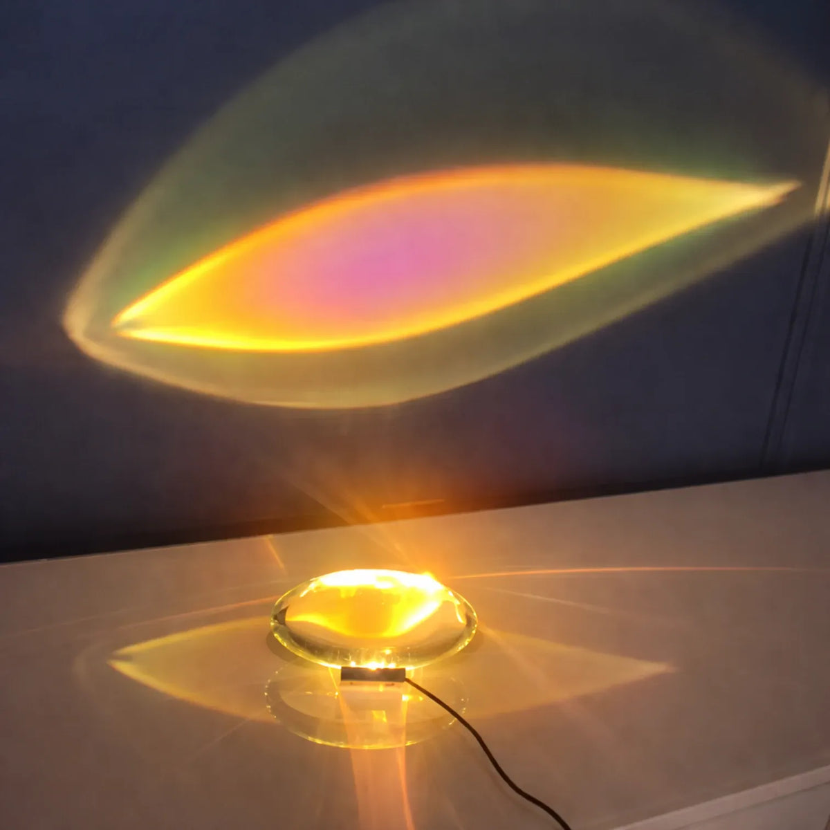 Rise-Light Transparent Tischlampe modern