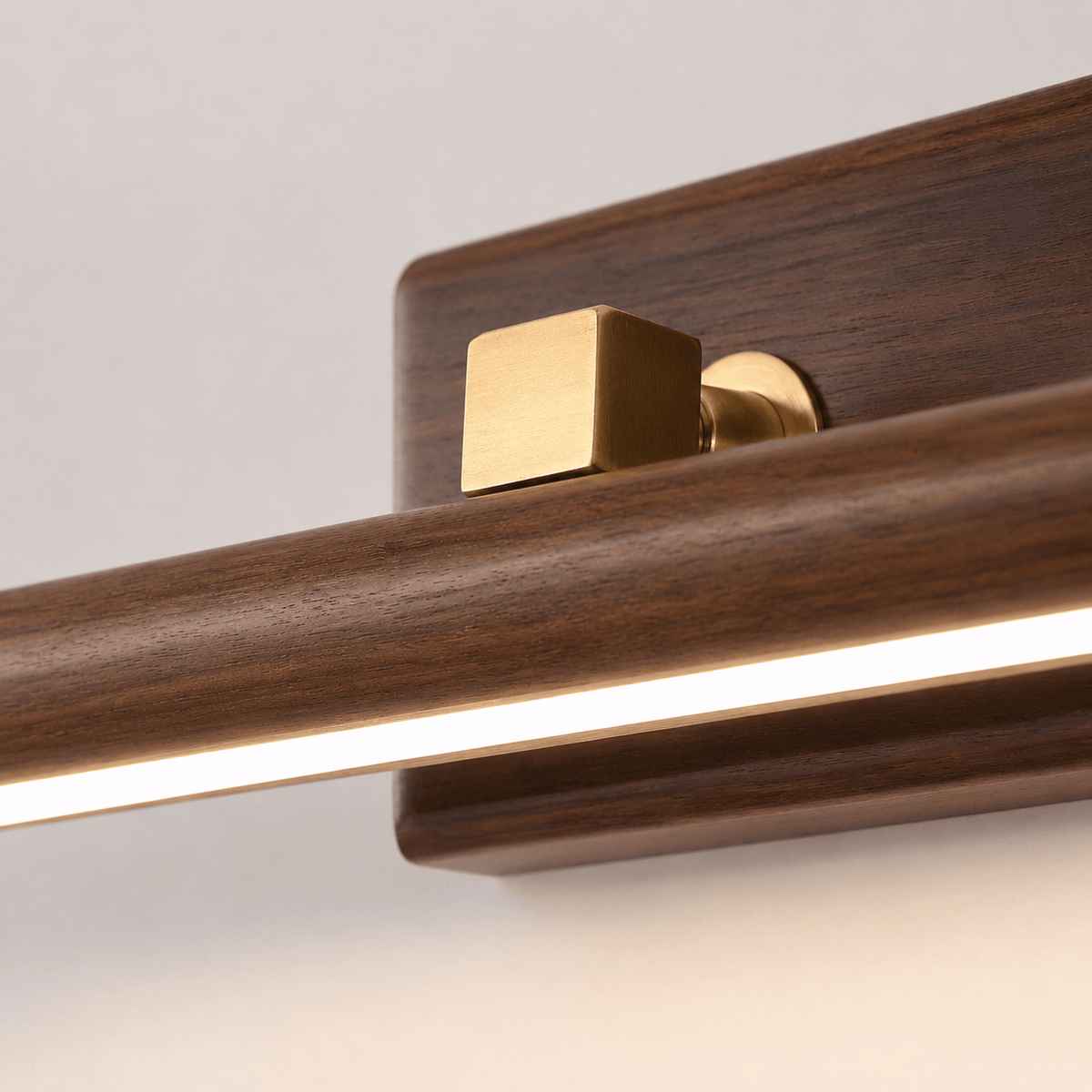 Rise-Light Wandleuchte aus holz